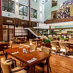 Baltaci Atrium ホテル 4*