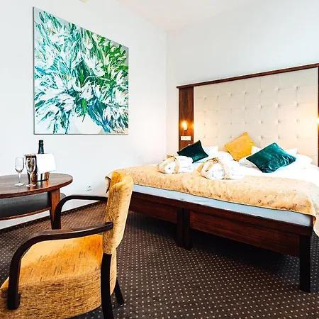 Szálloda Baltaci Atrium 4*